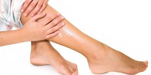 Oil for the treatment of varicose veins